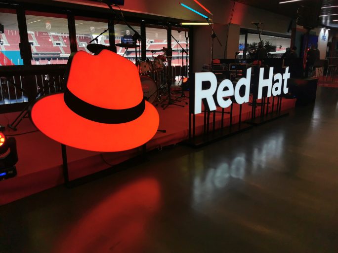 Red Hat “Todo lo que hacemos se centra en la nube híbrida abierta